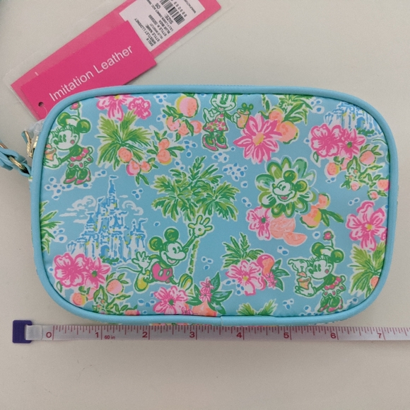 NWT! Lilly Pulitzer x Disney Parks Gillie Wristlet Lilly Loves Disney Sm… - Picture 8 of 14